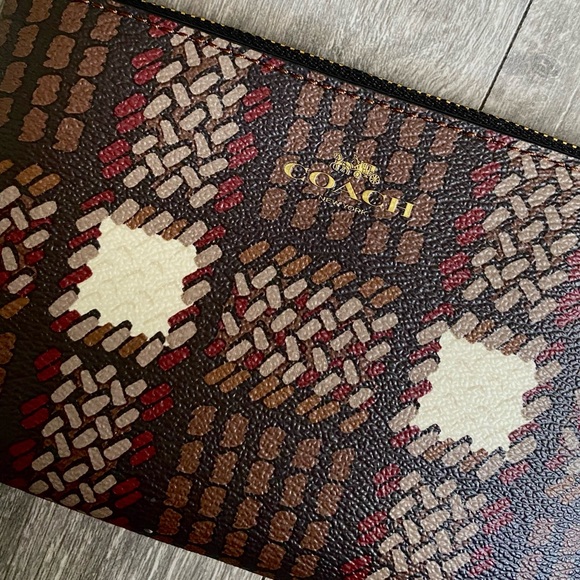 🍁NWOT COACH Corner Zip Wristlet With Brushed Plaid Print🍁 - Picture 7 of 7